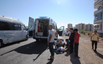 Şanlıurfa'da kamyon sulama kanalına düştü, 4 yaralı