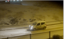 Şanlıurfa'da Kara Ulaşımına Kar Engeli