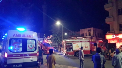 Şanlıurfa'da Lokantada Çıkan Yangın Paniğe Neden Oldu