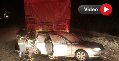 Şanlıurfa'da otomobil tırla çarpıştı,  3 kişi öldü