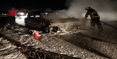 Şanlıurfa'da Seyir Halindeki Otomobil Alev Topuna Döndü