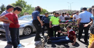 Şanlıurfa'da Trafik Kazası, 2 Yaralı