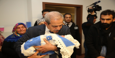 Şanlıurfa'da Yılın İlk Bebeği 'Muhammed Mustafa" Oldu