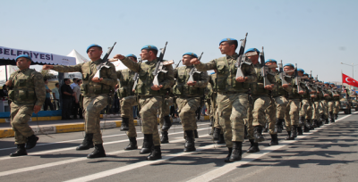 Şanlıurfa'da Zafer Bayramı Kutlandı