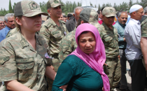 Şanlıurfalı Şehit Kürtçe ağıtlarla uğurlandı