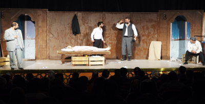 Şehir Tiyatrosuna Sanatseverlerden Tam Not