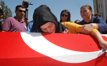 Şehit Eşi, "Ben Çok Kan Gördüm"