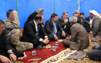 Şehit muhtara taziye ziyareti