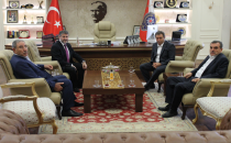 Şehit Polisler İçin Pınarbaşı'na Taziye Ziyareti