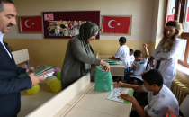 Sema Çiftçi Görme Engeli Öğrencilerle Biraraya Geldi