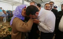 Semt pazarı esnafı, Başkan Ekinci'ye minnettar