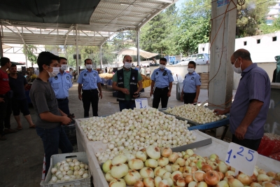 Semt Pazarlarında Salgınla Mücadele Sürüyor
