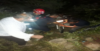 Sepetli Motosiklet Şarampole Devrildi: 4 Yaralı