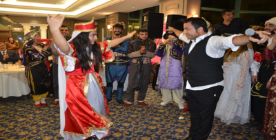 Sevgililer Gününde Klipini Tanıtı