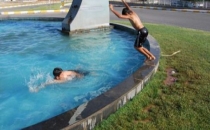 Sıcaklar çocukları tehlikeye itiyor