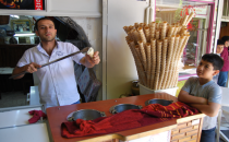 Sıcaklar dondurmacı esnafını sevindirdi