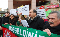 Şiddet gören kadınlar için yürüyüş