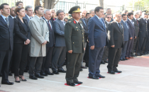 Şiir ve ezgilerle anıldı