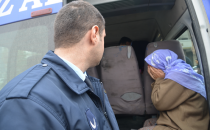 Şikayetler üzerine dilenciler toplandı