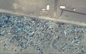 Sınır kapısı, otomobil mezarlığı oldu