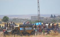 Sınırda bekleyiş devam ediyor