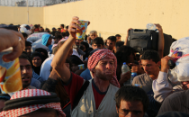 Sınırdan Geçen Suriyelilere İlk Şefkat Eli Büyükşehirden