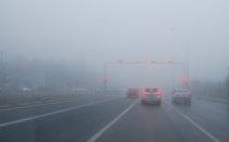 Sis ulaşımı etkiledi