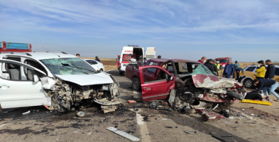 Siverek yolunda kaza: yaralılar var!