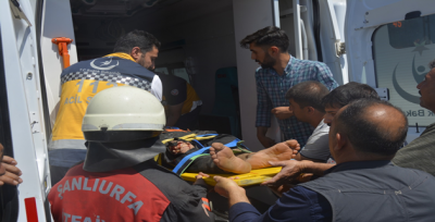 Siverek'te İki Otomobil Kafa Kafaya Çarpıştı; Yaralılar Var!