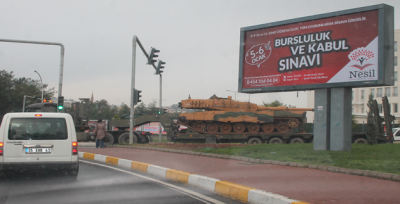 Suriye Sınırına Tank ve Top Sevkiyatı