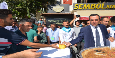 ŞURKAV'dan 5 Bin Kişiye Aşure ikramı