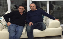 Tatlıses Dualarınızı Bekliyor