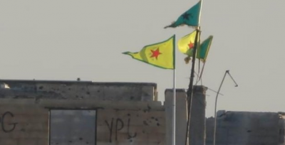 Tel Abyad'a PYD/YPG flamaları asıldı