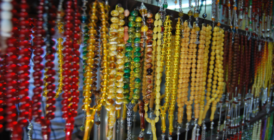 Tespihler Altın İle Yarışıyor