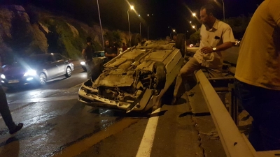 TOKİ İnişinde Otomobil Takla Attı 2 Yaralı