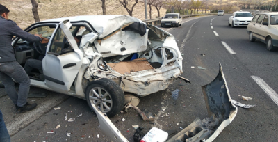 TOKİ Yolunda Kaza: 1'i Ağır 2 Yaralı!