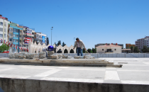 Topçu meydanında yine çalışma başladı