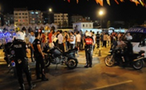 Topçu meydanında yine kavga