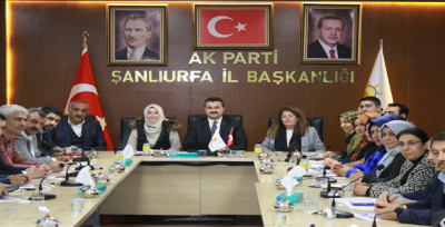 Türkiye'nin En Genç Milletvekili Türkiye'nin En Genç İl Başkanını Ziyaret Etti