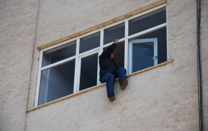 Üniversitede intihar girişimi