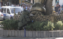 Urfa  acı kahve kavşağında bomba paniği