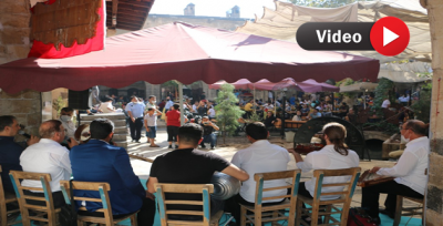 Urfa Ahengi Topluluğu Gümrük Han'da Konser Verdi