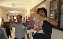 Urfa hastanesinde lezbiyen afiş gerginliği