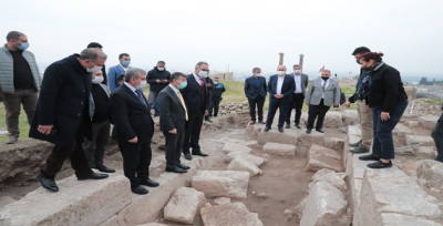 Urfa Kalesinde Tarihe Işık Tutacak Kazılar Sürüyor