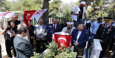 Urfa Şehitlerini Unutmadı!