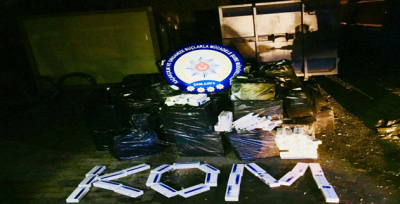 Urfa'da 55 Bin  Paket Kaçak Sigara Ele Geçirildi