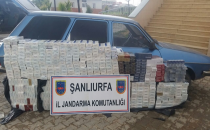 Urfa'da araçta yapılan aramada 6 bin paket kaçak sigara ele geçirildi