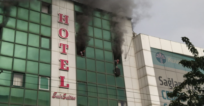 Urfa'da bir otelde yangın