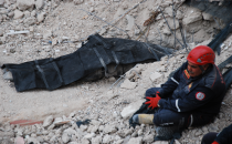 Urfa'da Çöken İnşaattın Altından 7 Saat Sonra Çıkartıldı