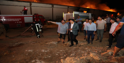 Urfa'da Fabrika Yangın